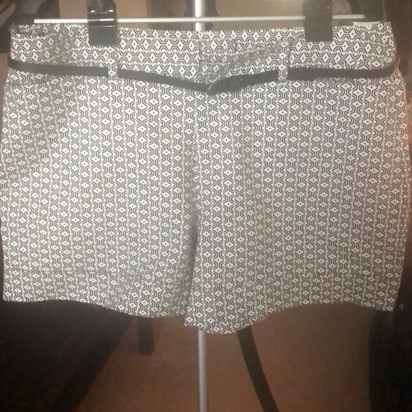A30- NWOT Catherine Malandrino shorts size 14 - Picture 1 of 8